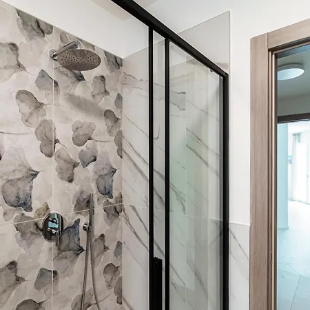 Lario By Quokka 360 - With Parking Next To * Комо