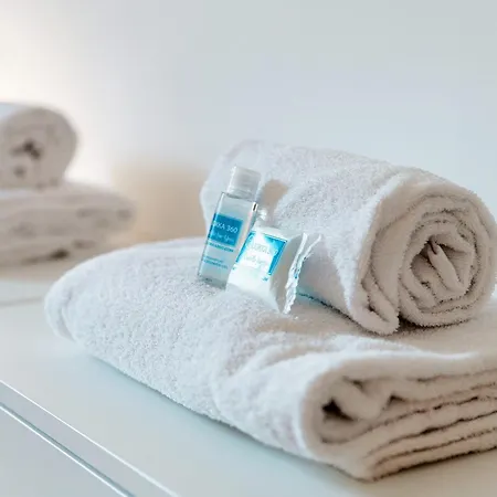 Апартаменты Lario By Quokka 360 - With Parking Next To Комо