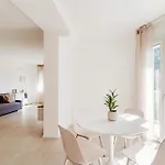 Lario By Quokka 360 - With Parking Close To Apartment Como
