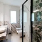 Lario By Quokka 360 - With Parking Close To Apartment Como