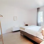 Apartment Lario By Quokka 360 - With Parking Close To