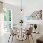 Apartment Lario By Quokka 360 - With Parking Close To Como