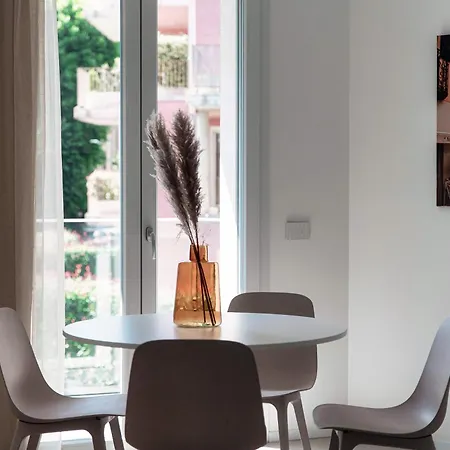Apartment Lario By Quokka 360 - With Parking Close To Como