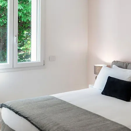 Apartment Lario By Quokka 360 - With Parking Next To