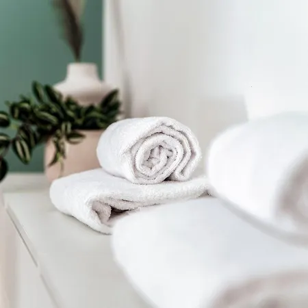 Lario By Quokka 360 - With Parking Next To Apartment *